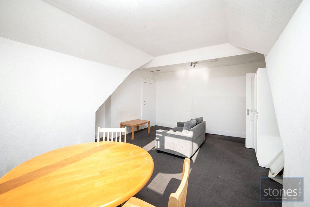 Property photo 2 of 14 Picture No. 06
