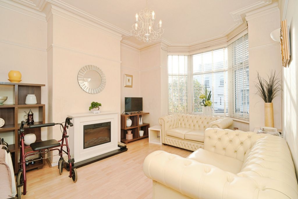 Property photo 2 of 15 Living Room