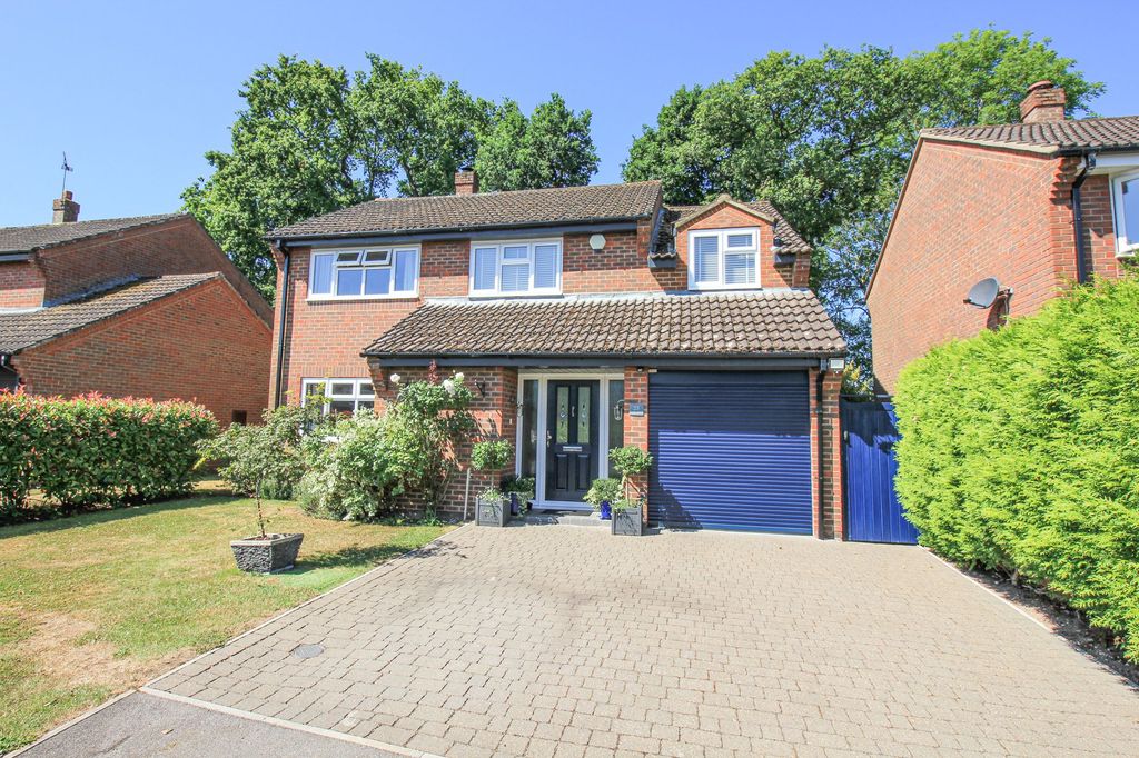 Property photo 1 of 27