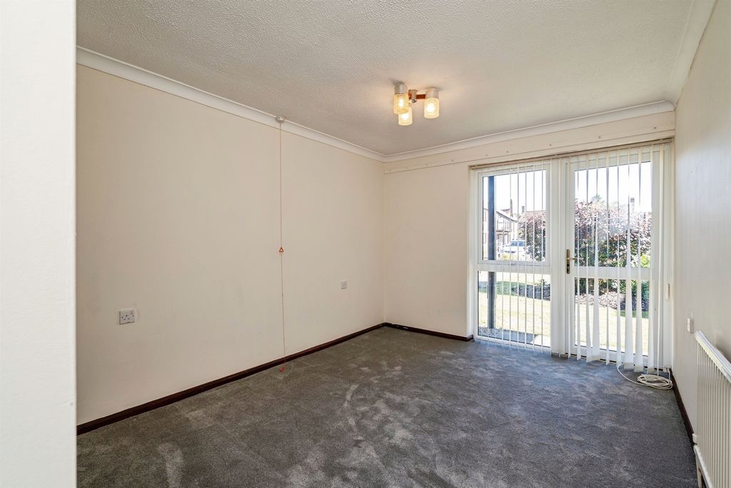 Property photo 3 of 16