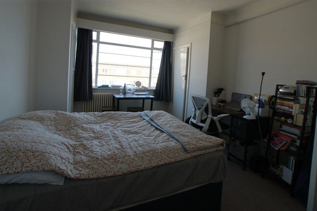 Property photo 3 of 5
