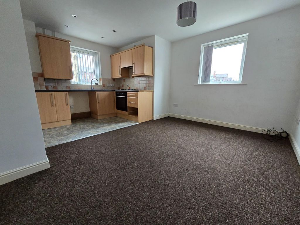 Property photo 2 of 7 Open Plan Living Area
