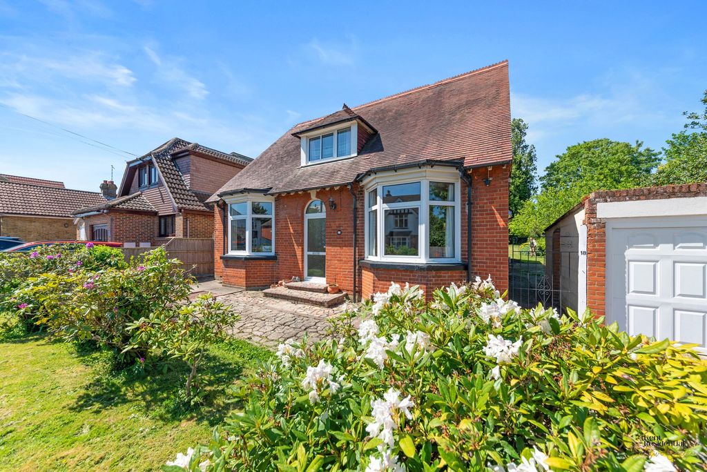 Property photo 1 of 43