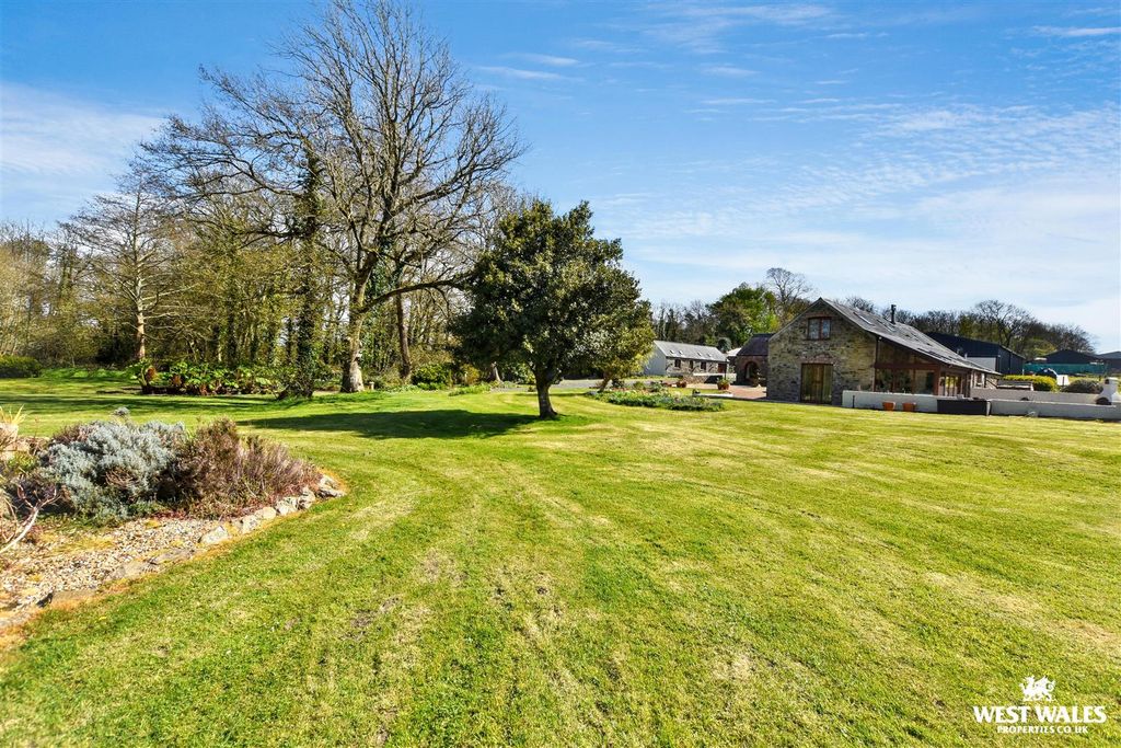 Property photo 1 of 34 9 (5).Jpg