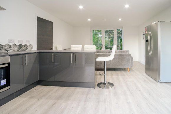 Property photo 3 of 6 9364935.Jpg