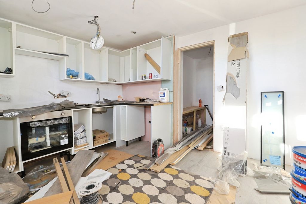 Property photo 2 of 19 Pbox-Img.Jpg