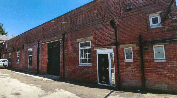 Property photo 1 of 2