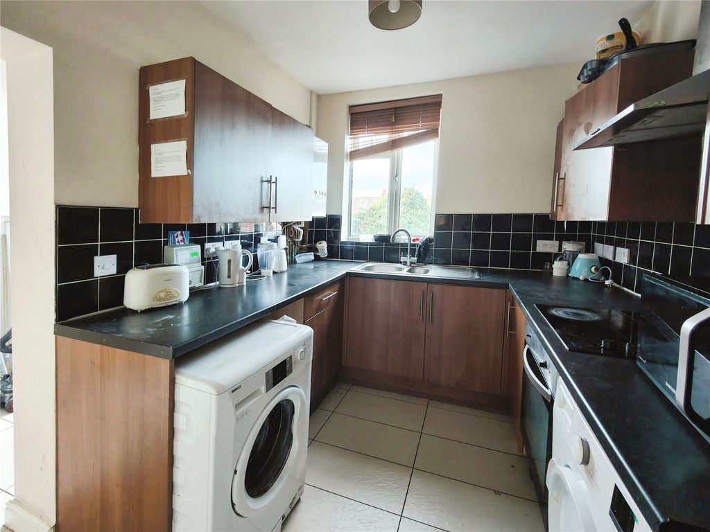 Property photo 3 of 10 Picture No. 08