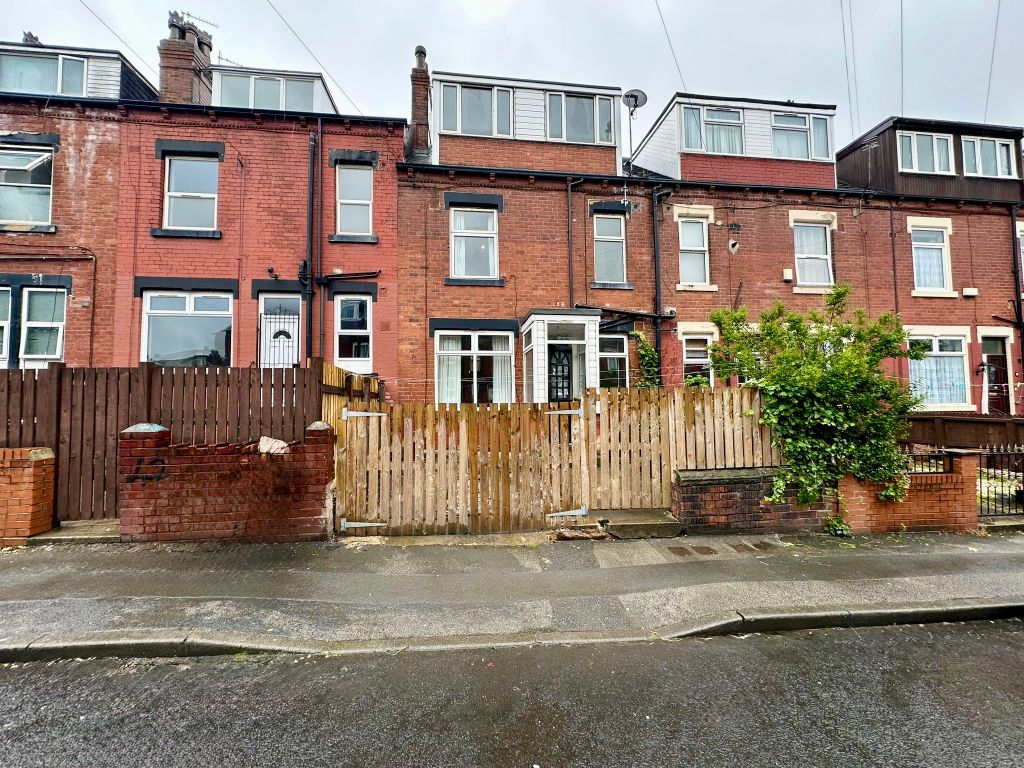 Property photo 2 of 12 Terrace