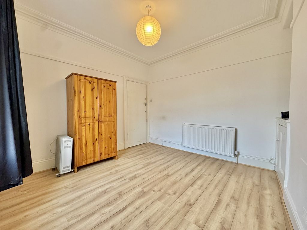 Property photo 3 of 13 Not Specified