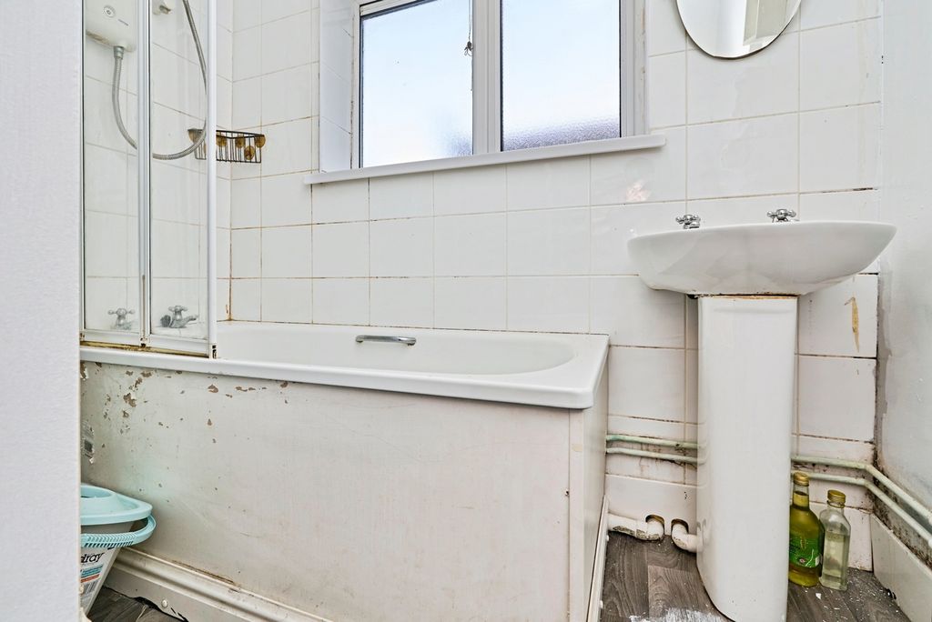 Property photo 3 of 19 Pbox-Img.Jpg