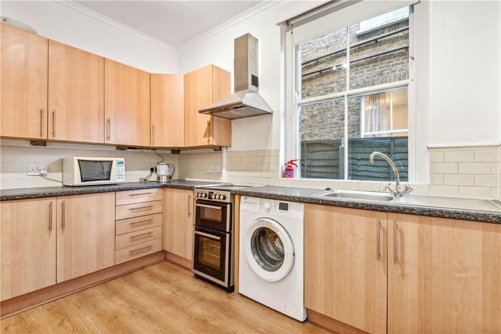 Property photo 2 of 6