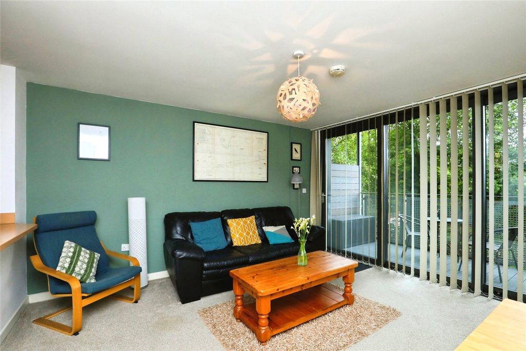 Property photo 3 of 15 Picture No. 25