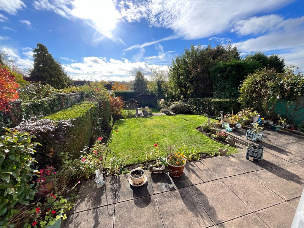 Property photo 2 of 16