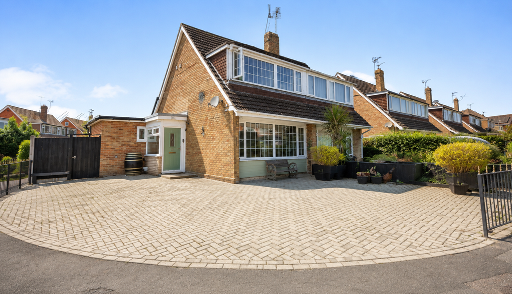 Property photo 1 of 12 Front External