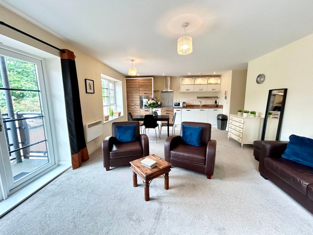 Property photo 2 of 5
