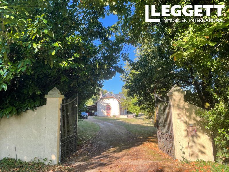 Property photo 2 of 10