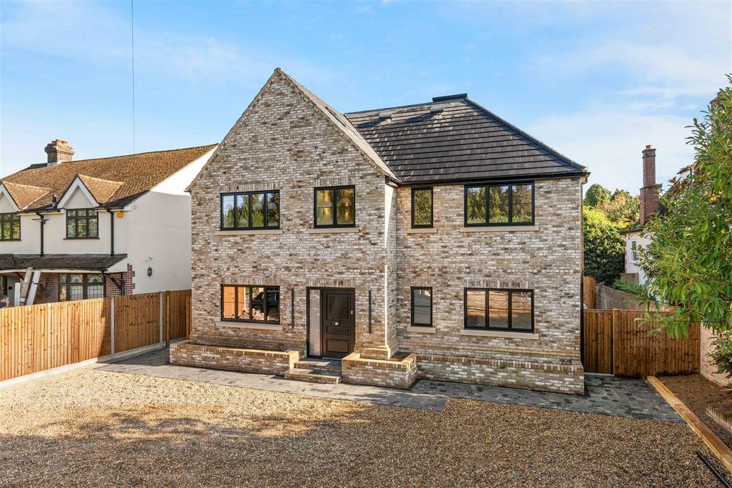 Property photo 1 of 36 1
