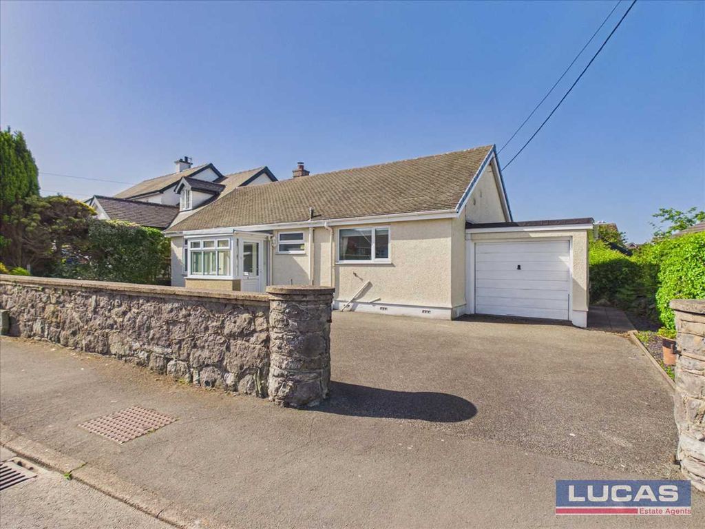 3 bed detached bungalow for saleBonaventure, Lon Refail, Llanfairpwll LL61