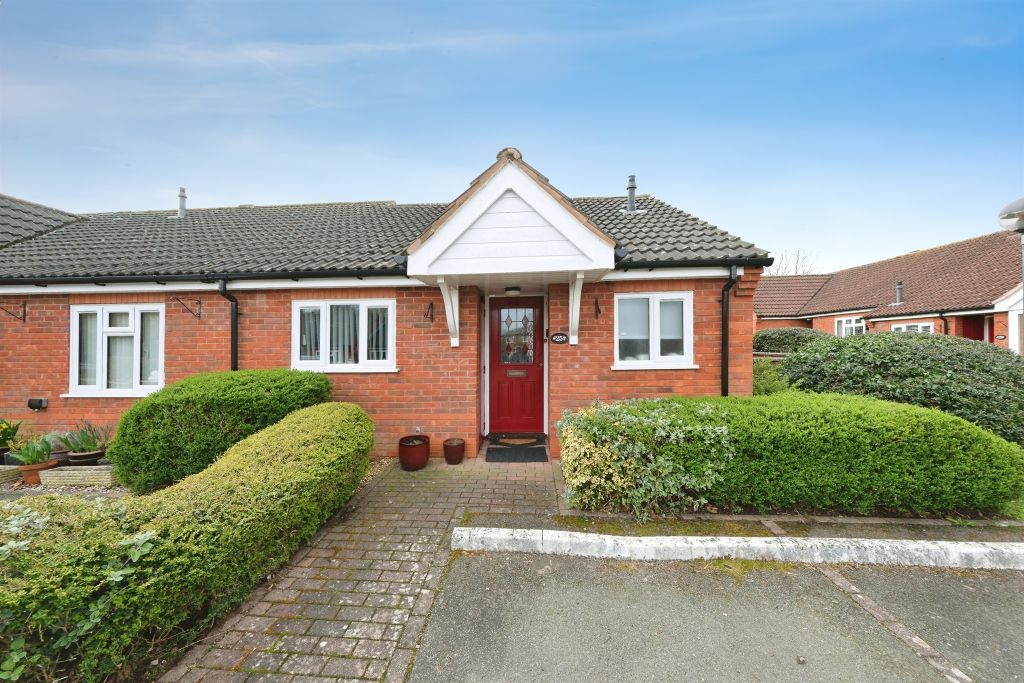 Property photo 2 of 17