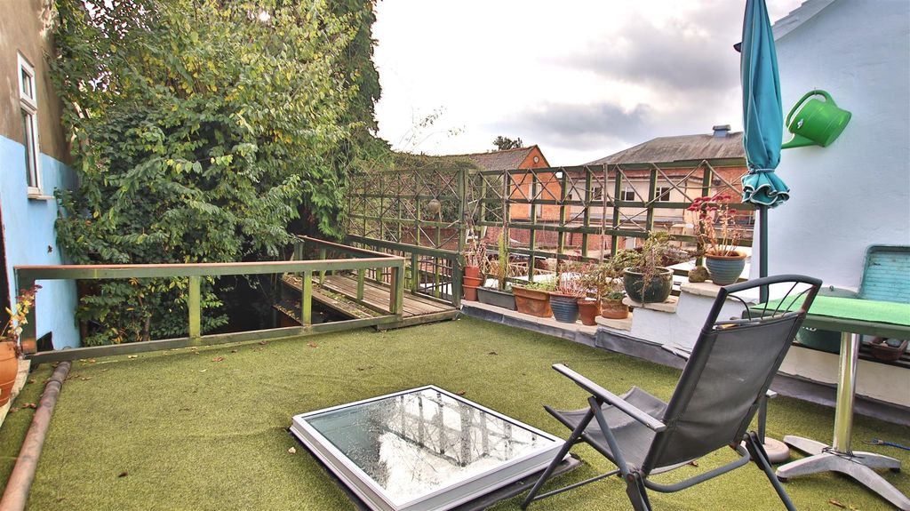 Property photo 2 of 15 Img_4161.Jpg