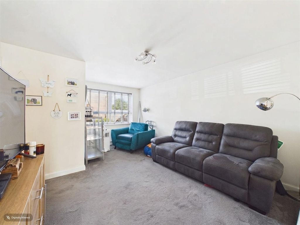 Property photo 1 of 9 Cam03303G0-Pr0435-Still007-001.Jpg