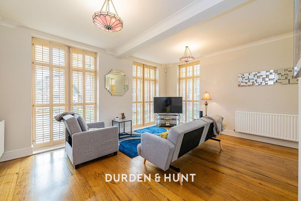 Property photo 2 of 29 Victory-18.Jpg