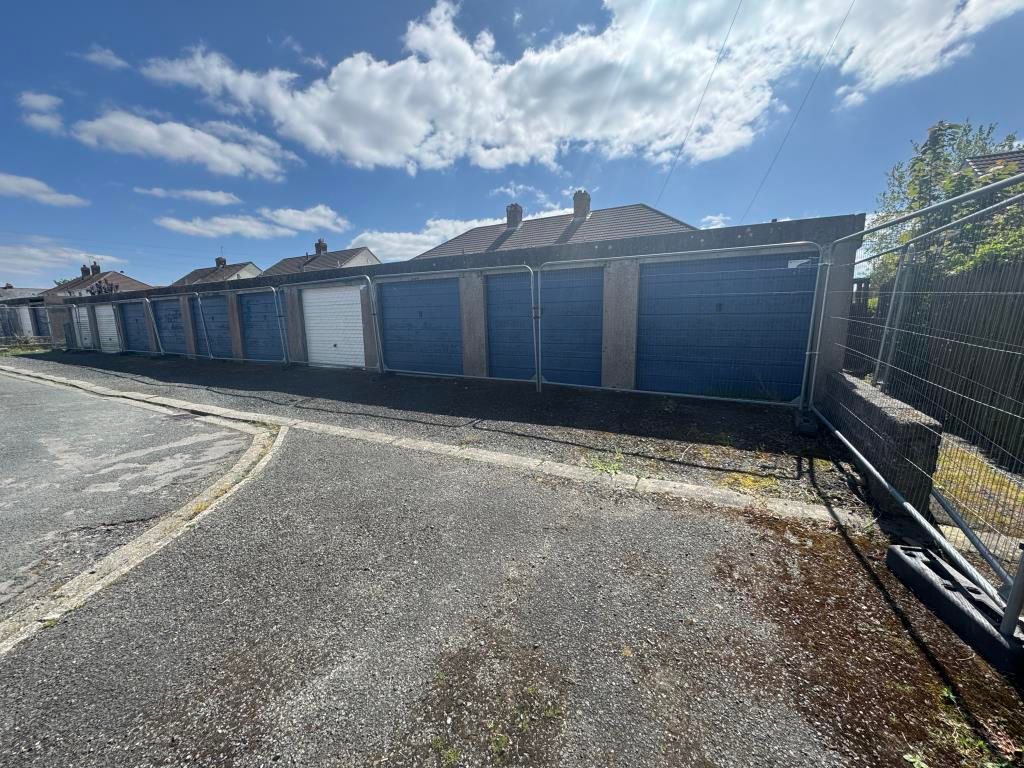 Property photo 1 of 5 Garages 21-30
