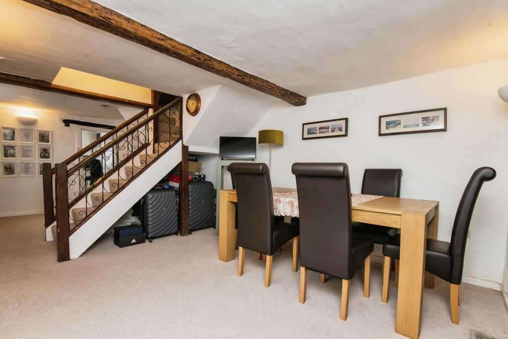 Property photo 2 of 15 Dining Room