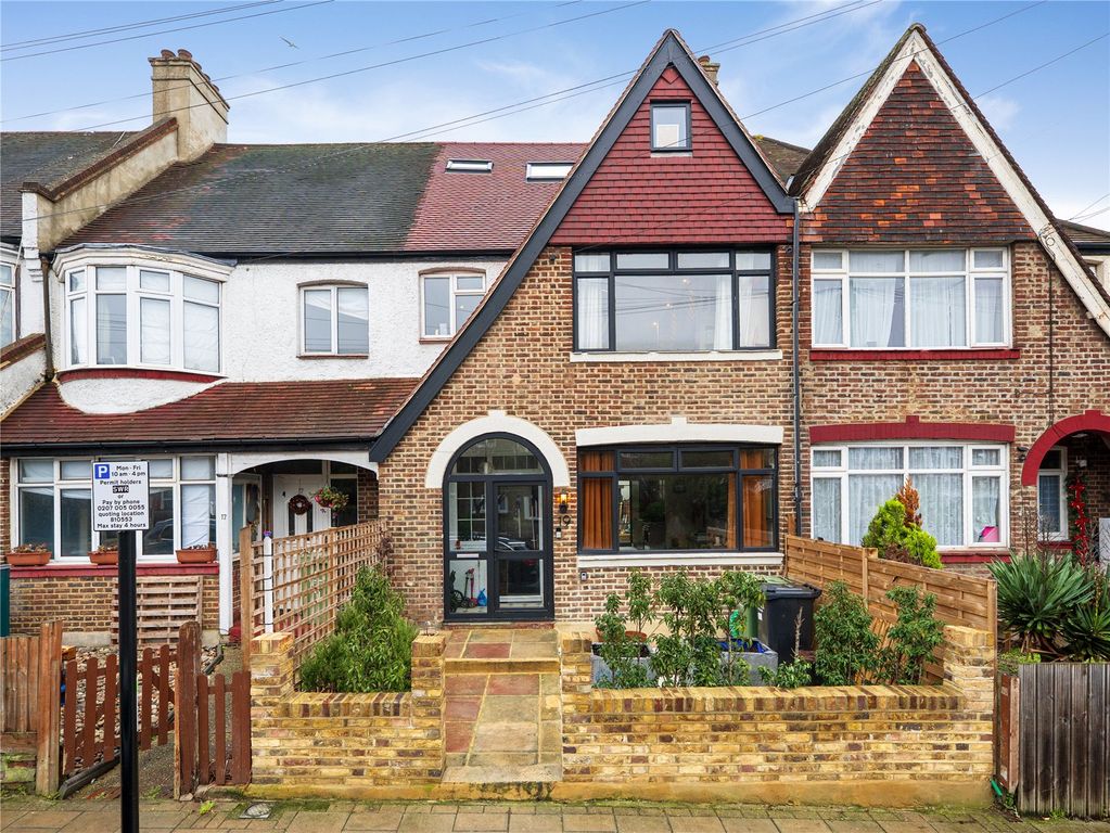 Property photo 2 of 18 Picture No. 20