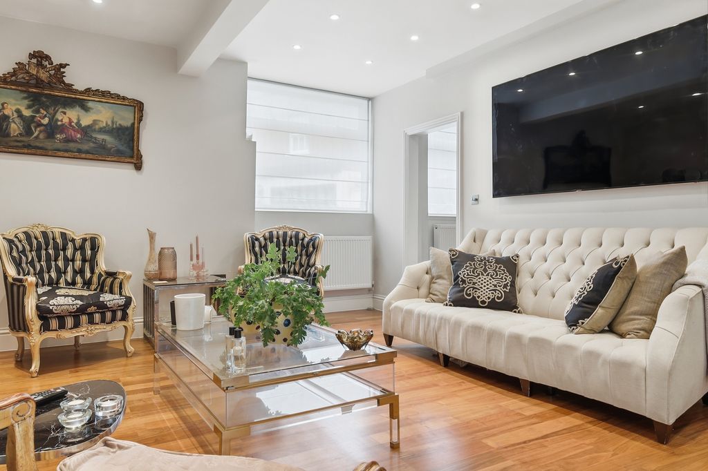 Property photo 2 of 23 Photo 2