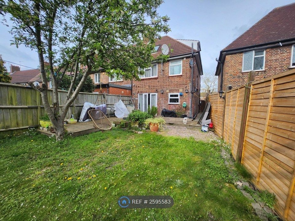 Property photo 3 of 9