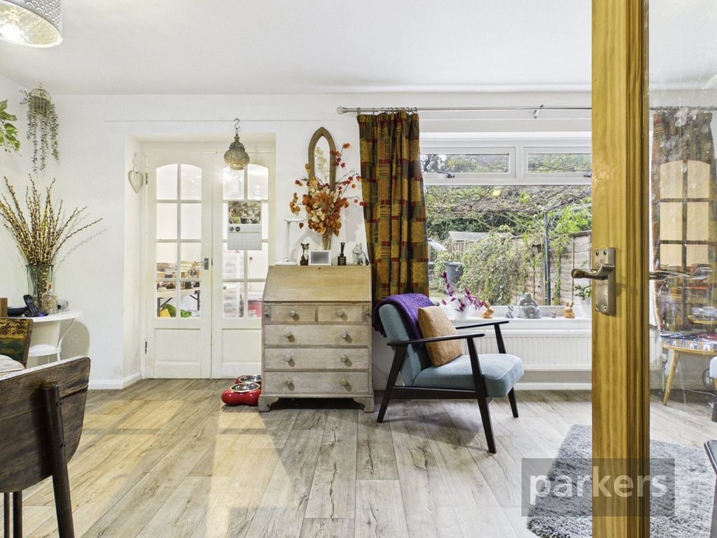 Property photo 2 of 31 Picture No. 37