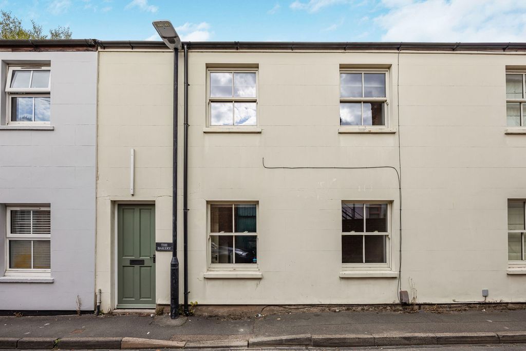Property photo 2 of 15