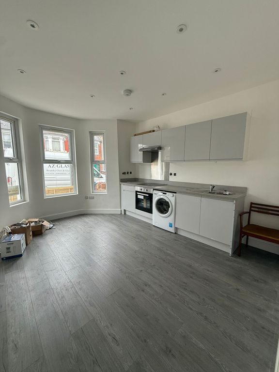 Property photo 2 of 5