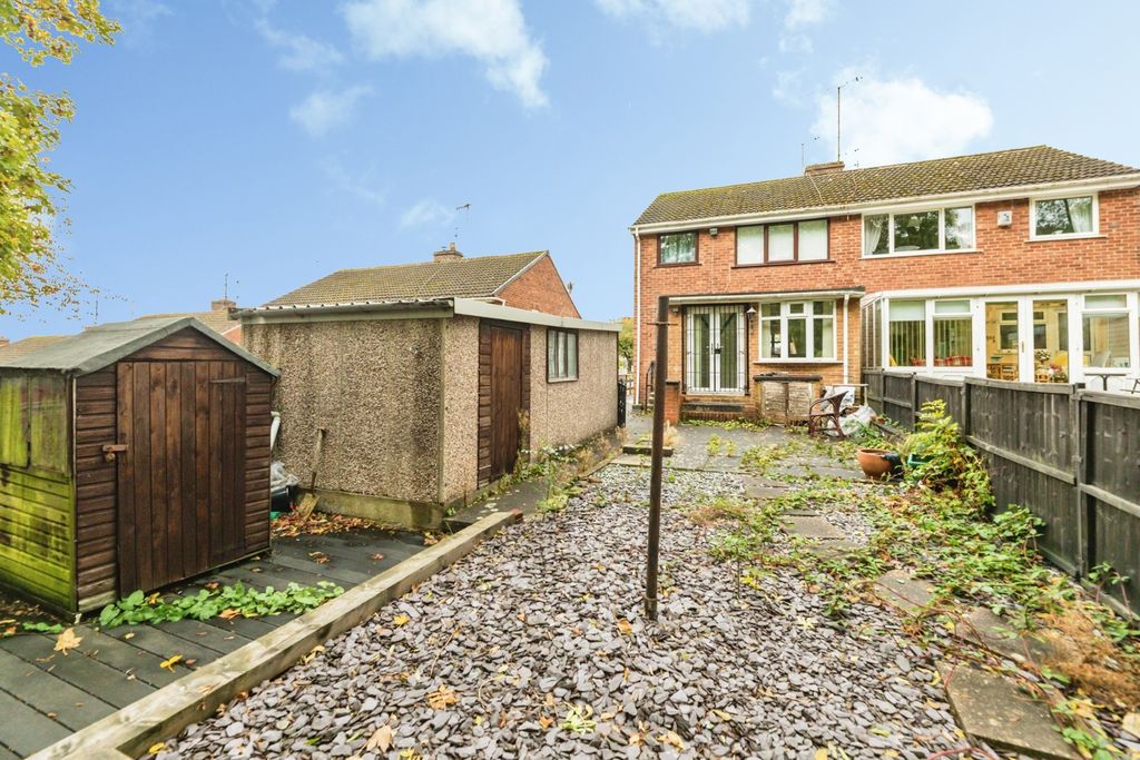 Property photo 3 of 16 Pbox-Img.Jpg