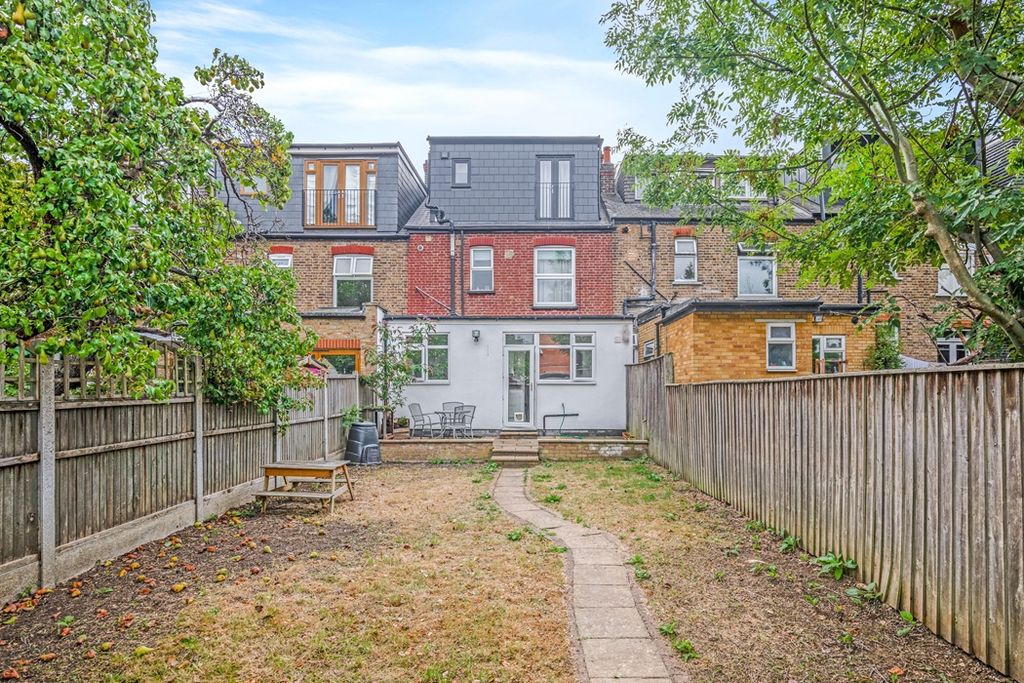Property photo 2 of 15 Photo 9