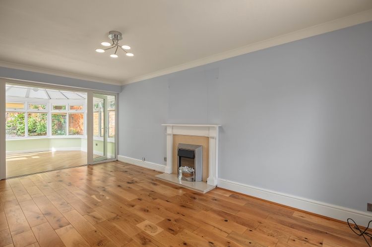 Property photo 2 of 9 338443