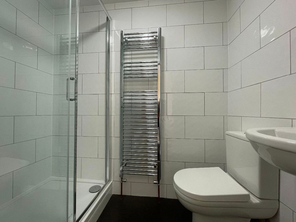 Property photo 3 of 3