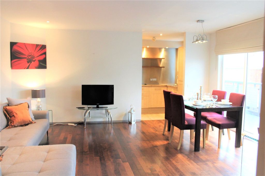 Property photo 1 of 5 Picture No. 63