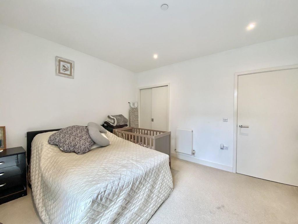 Property photo 3 of 11 Thumbnail_Img_9748.Jpg