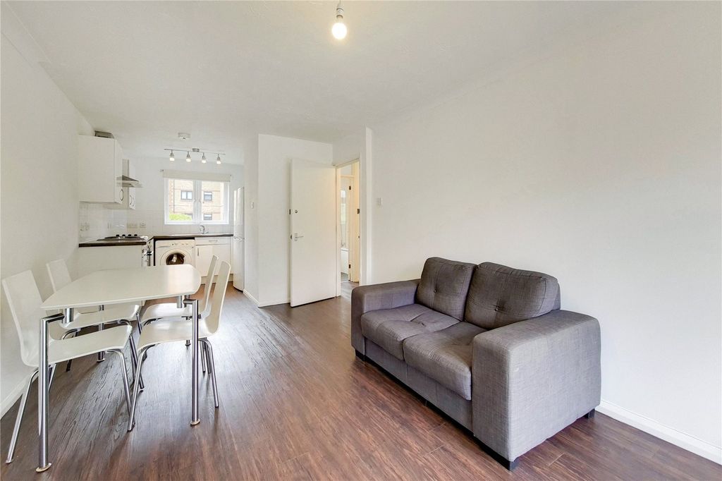 Property photo 3 of 11 Picture No. 08