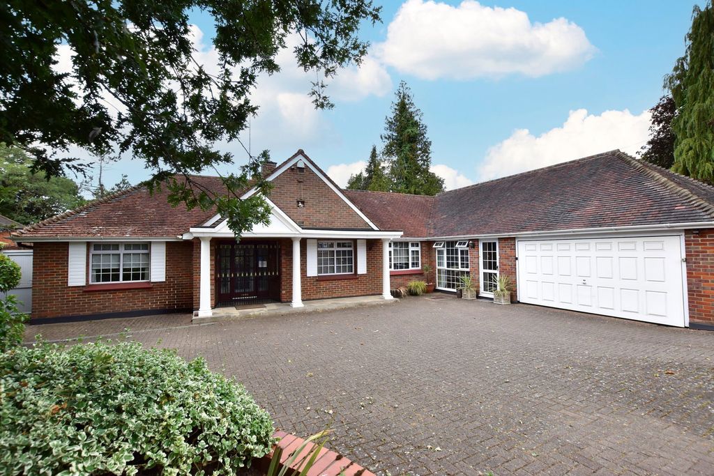Property photo 1 of 29