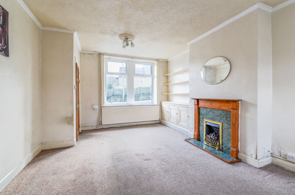 Property photo 2 of 17 Lounge