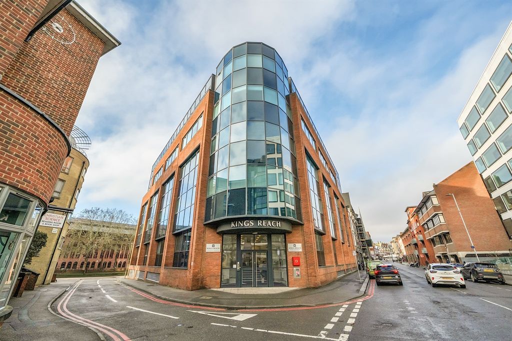 Property photo 1 of 7 (Main)