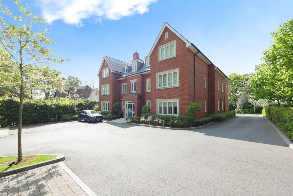 Property photo 1 of 13