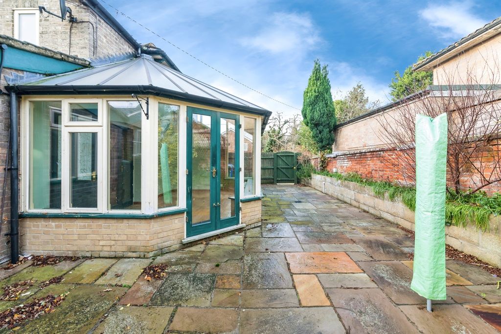 Property photo 3 of 20