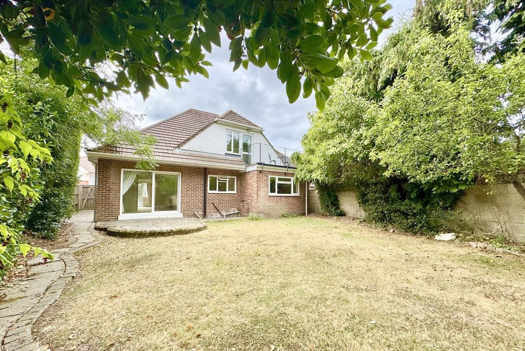 Property photo 3 of 21