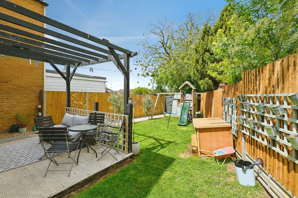 Property photo 2 of 21 Pbox-Img.Jpg