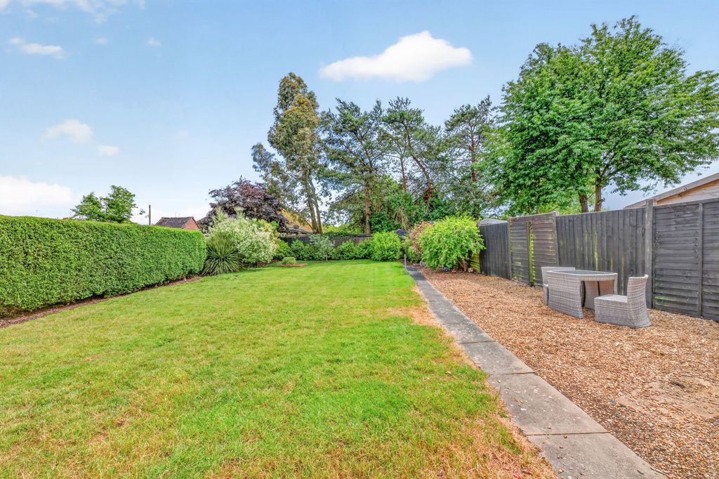 Property photo 3 of 41